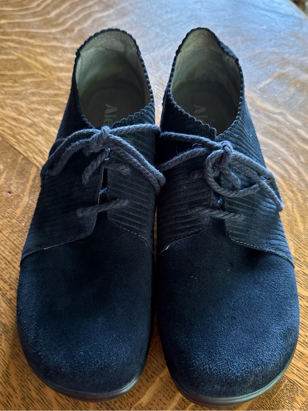 Alegria Navy Corduroy & Suede Lace-Up Pyper Oxford EU 41 US 10.5-11 - Picture 3 of 14